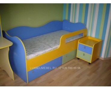 Детская кровать из дсп модель 300